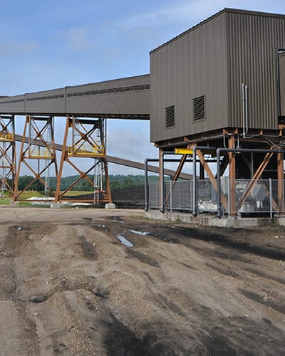 enclosure structure for bulk conveyor